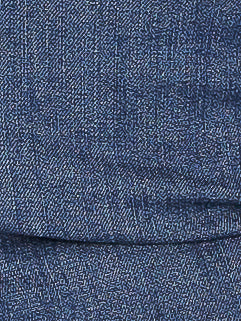 Jean semi-évasé semi-ajusté