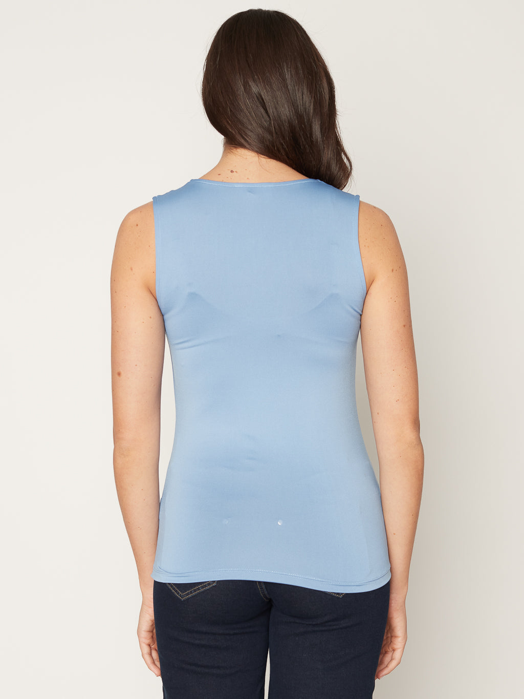 Semi-fitted tank top